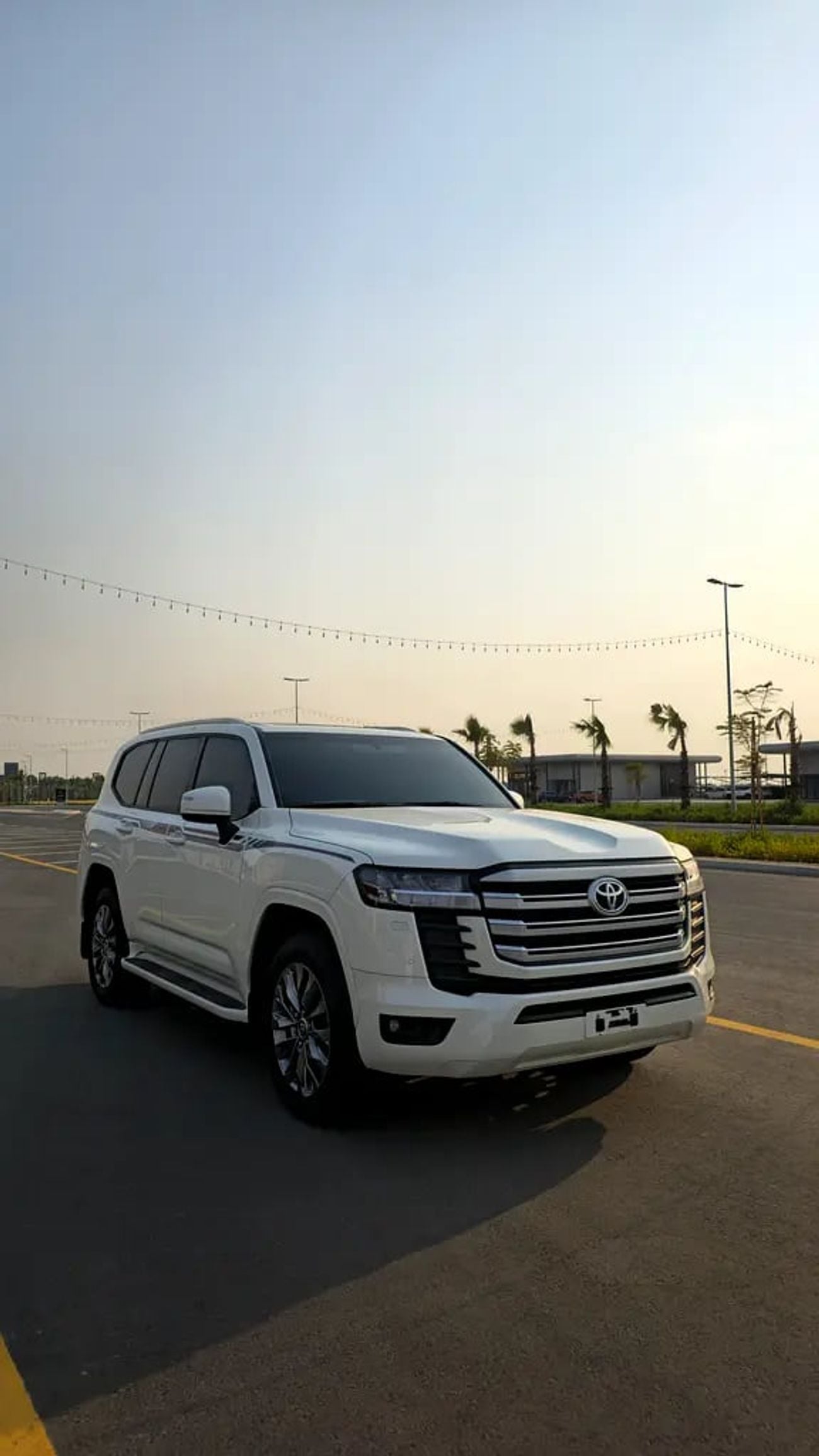 Toyota Land Cruiser GXR GCC Specs