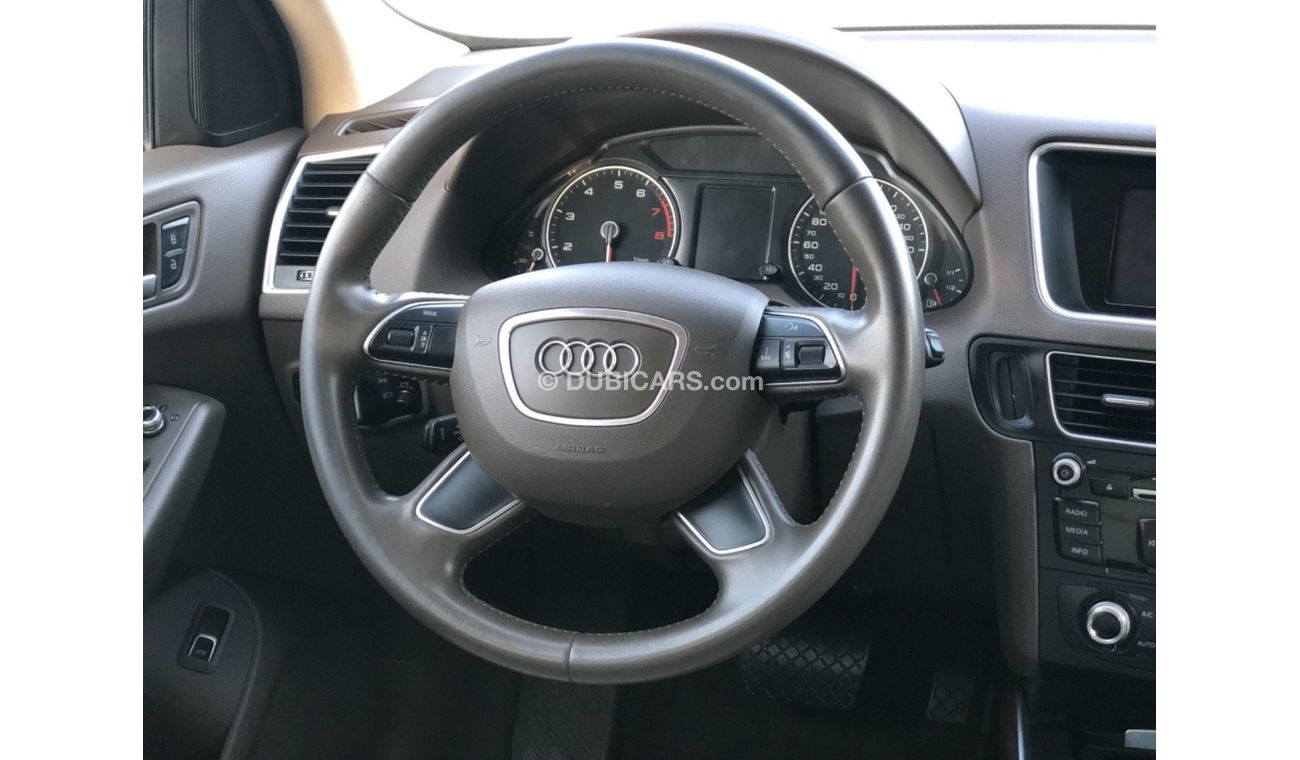 Used Audi Q5 40 TFSI SLine MODEL 2015 GCC CAR PER CONDITION INSIDE AND
