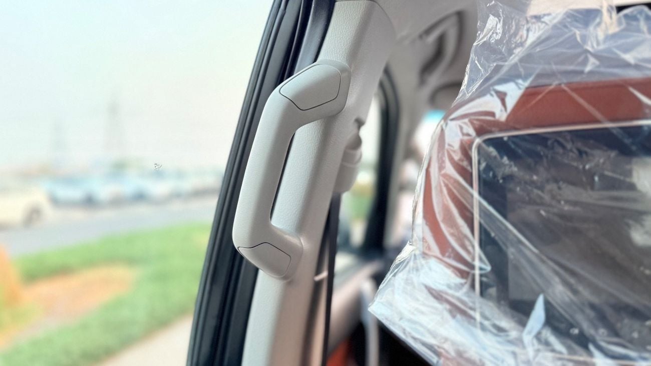 تويوتا برادو 2017 VXR V4 Full Option Top Of The Range Very Clean And Perfect condition