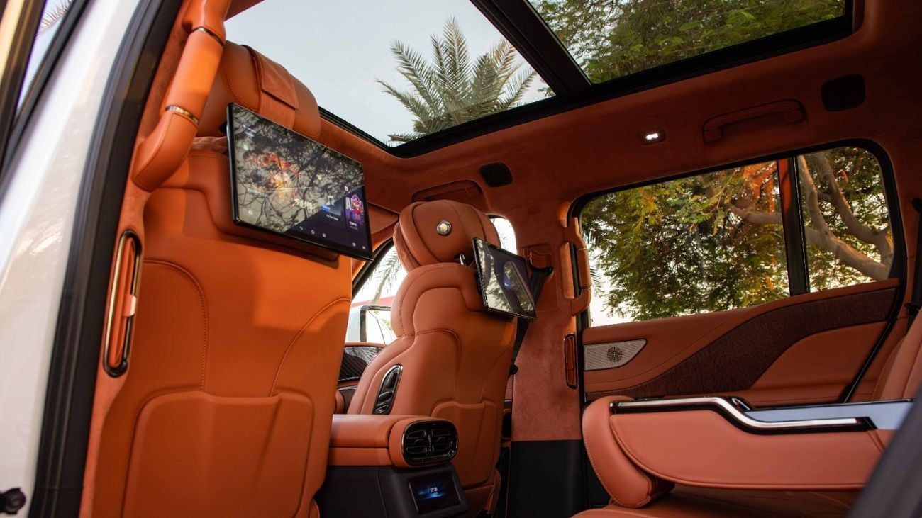 Yangwang U8 DM-i PREMIUM EDITION | 22" Alloy with Float Mode | 2025 | For Local Registration +10%