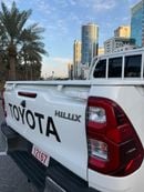 تويوتا هيلوكس SR Right Hand Drive