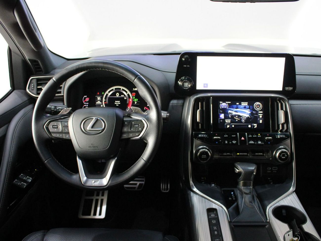 لكزس LX 600 F-Sport