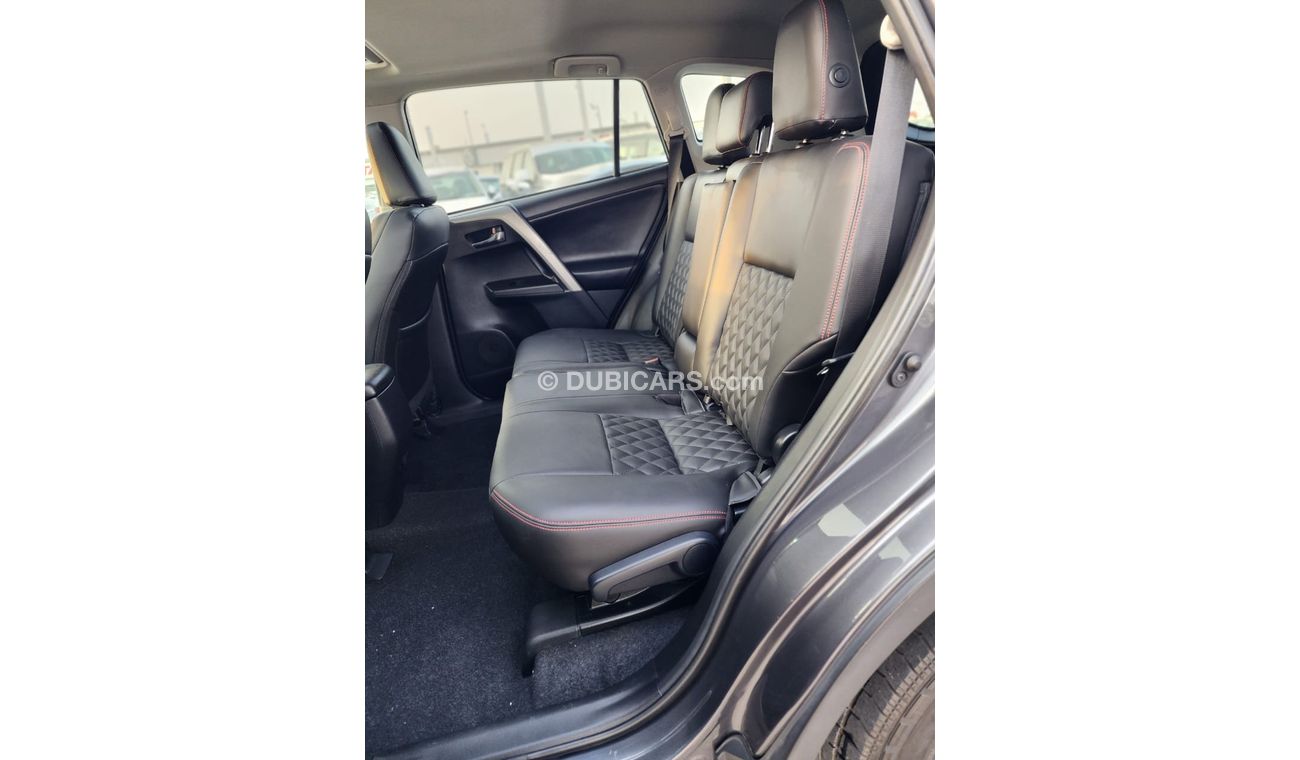 Toyota RAV4 Toyota Rav4 xle full option adventure