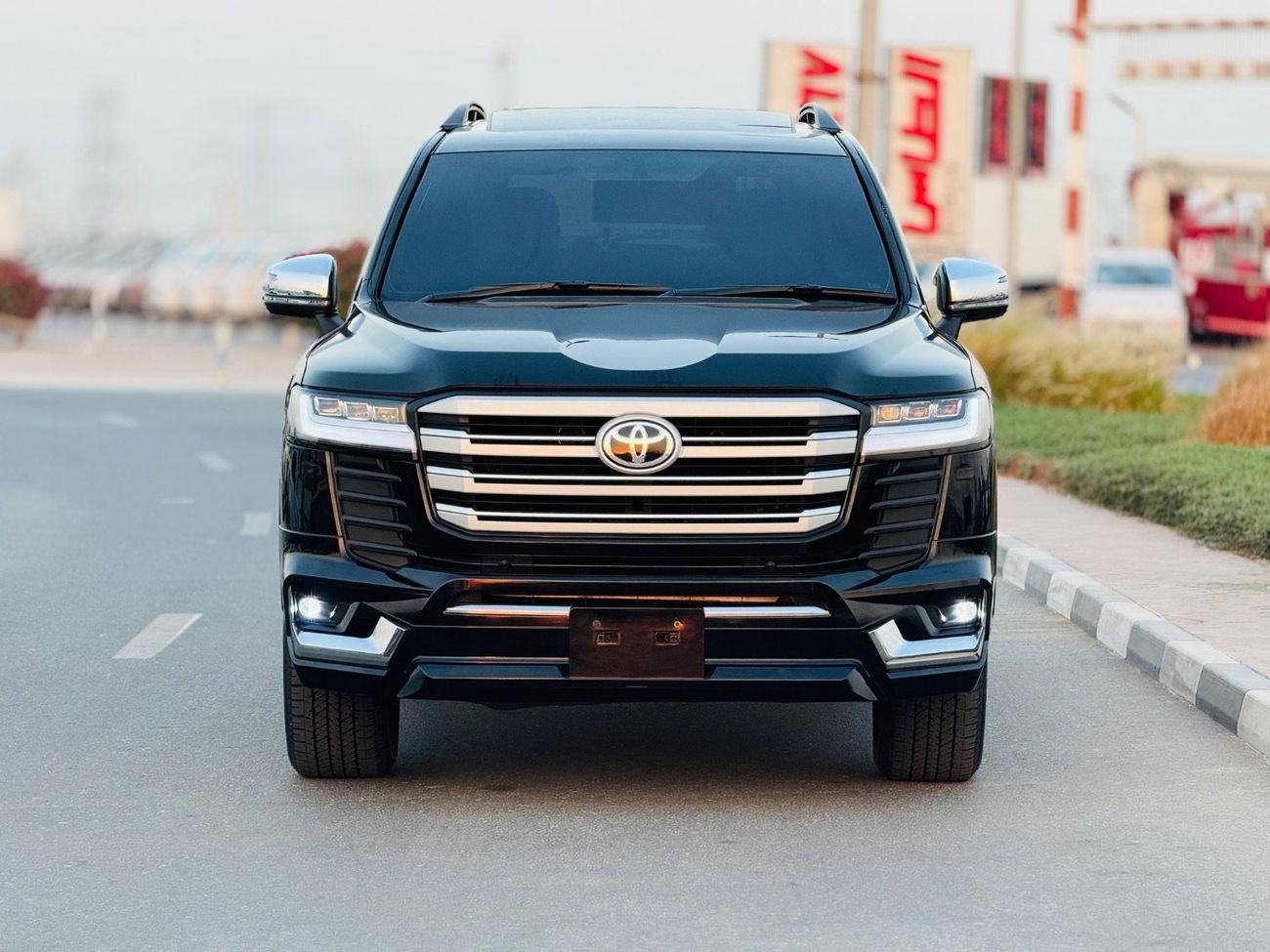 Toyota Land Cruiser Toyota Land Cruiser VXR upgraded to 2025