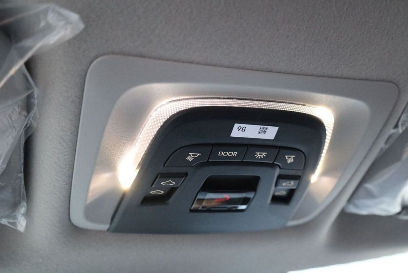 تويوتا كورولا كروس Elite 2.0L Hybrid 2024 Model available for export