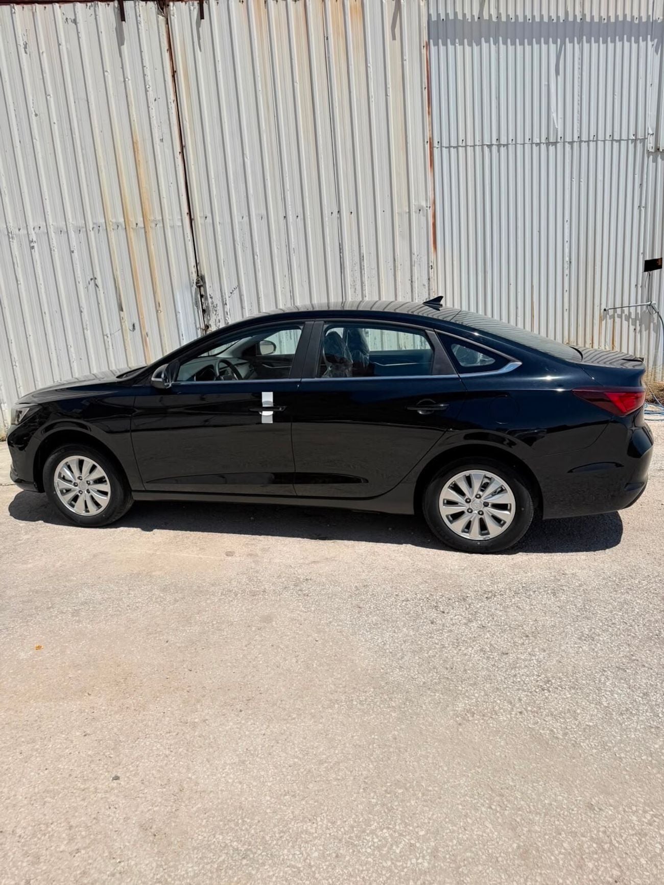 Changan Eado للبيع – Changan EADO 2023  زيرو كيلومتر موديل 2023 تمشي حتى 405 كم بالشحنة الواحدة حالة الوكالة – جا