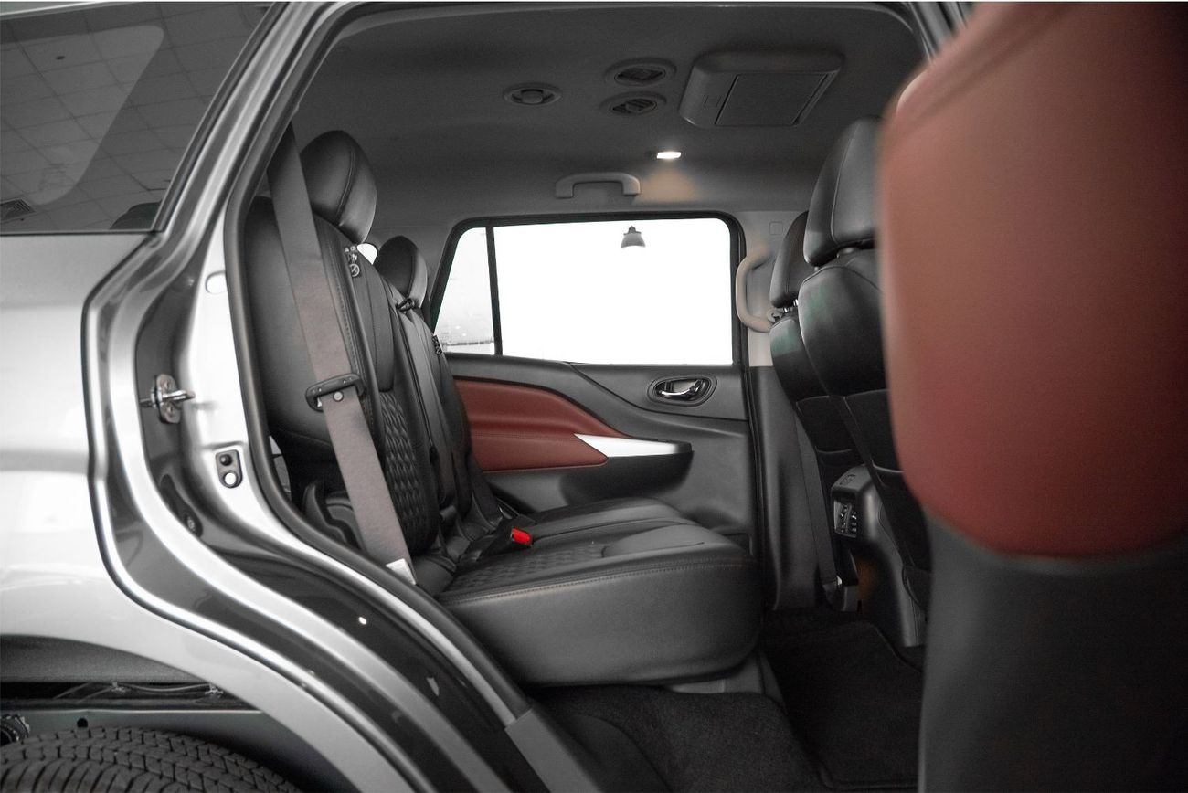 Nissan XTerra Platinum 2.5L 4WD