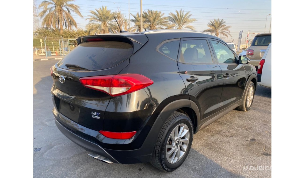 Hyundai Tucson 1.6L CC TURBO V4 2016 AMERICAN SPECIFICATION