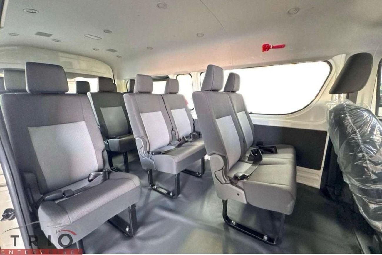 Toyota Hiace TOYOTA HIACE BLK BUMPER HIGH ROOF - 3.5L - PETROL - AT - 2026MY