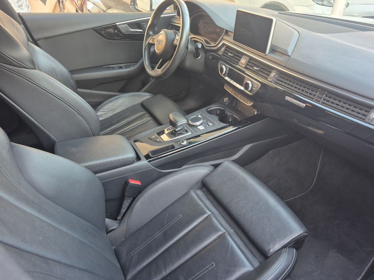 أودي A5 45 TFSI quattro Sport 2.0L