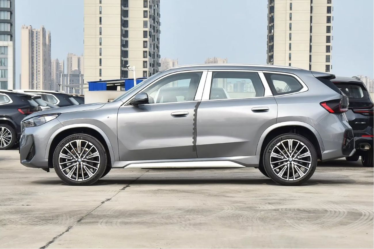 بي أم دبليو X1 xDrive25Li M Sport Package
