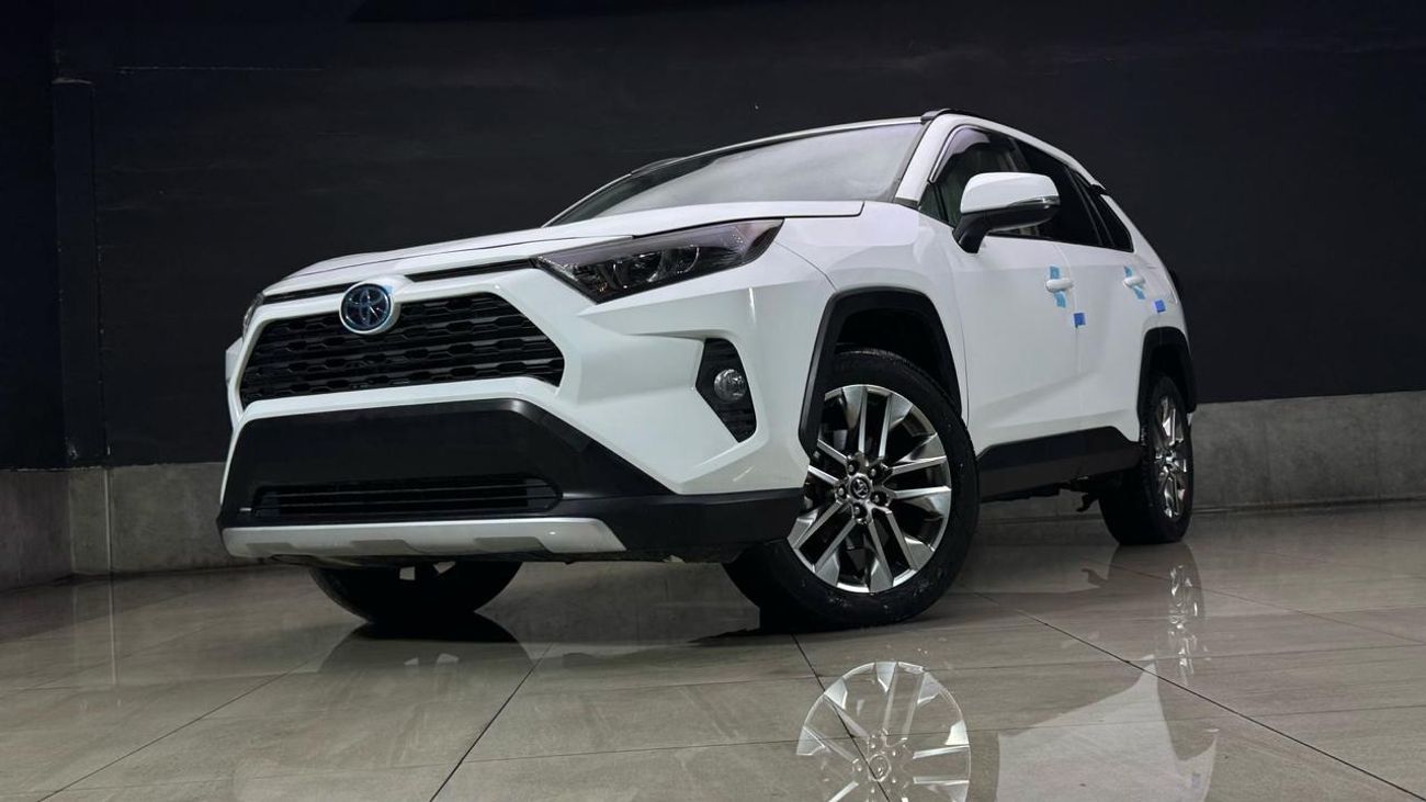 تويوتا راف ٤ XLE Full Option