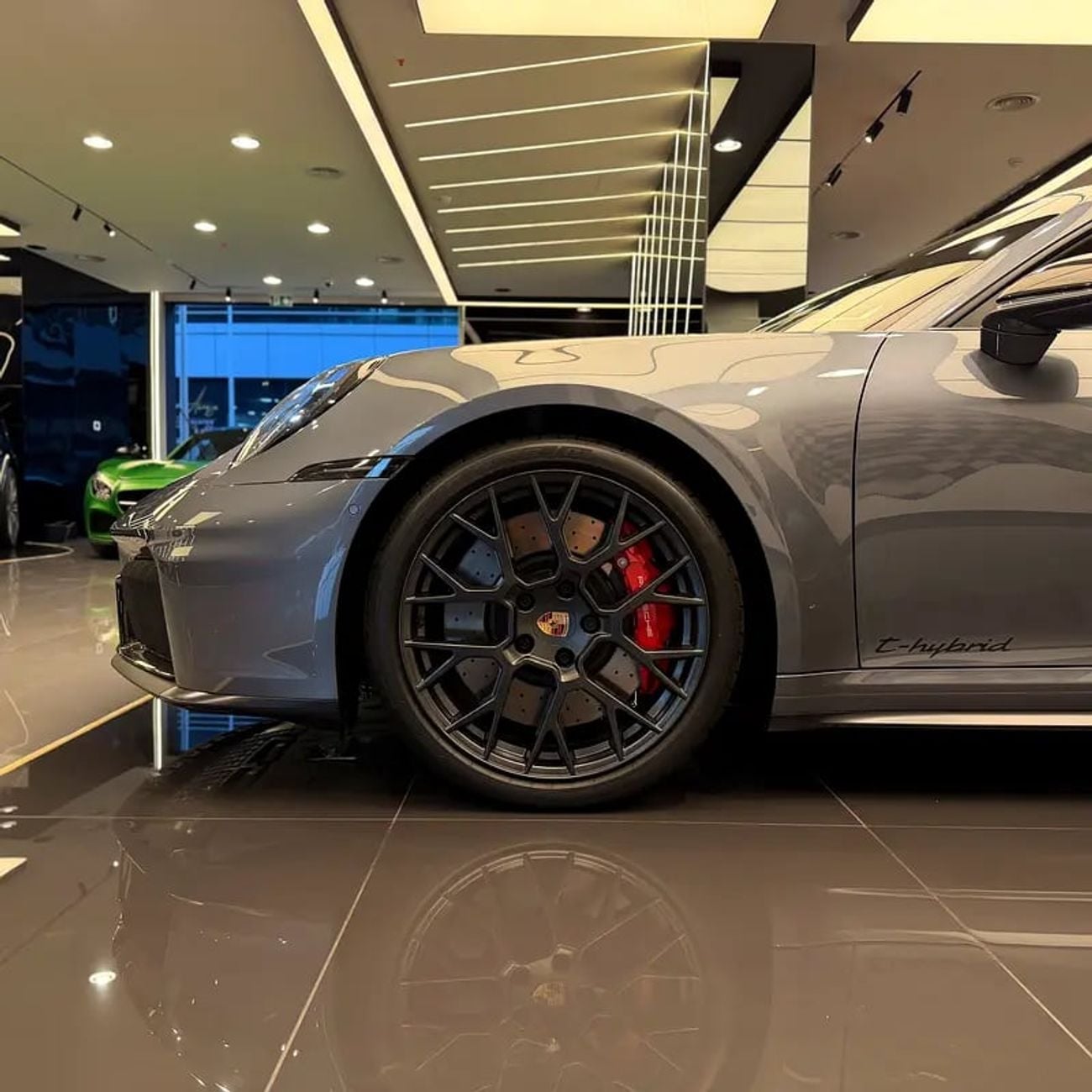 Porsche 911 TARGA GCC