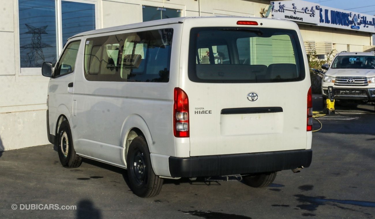 Toyota Hiace 2.7 L 15 SEATS LOW ROOF OLD FACE