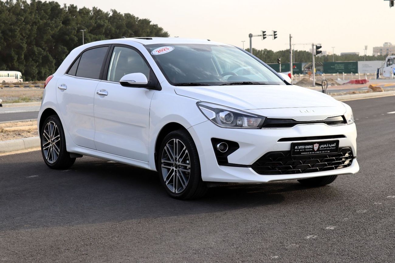 كيا ريو LX 1.4L Hatchback