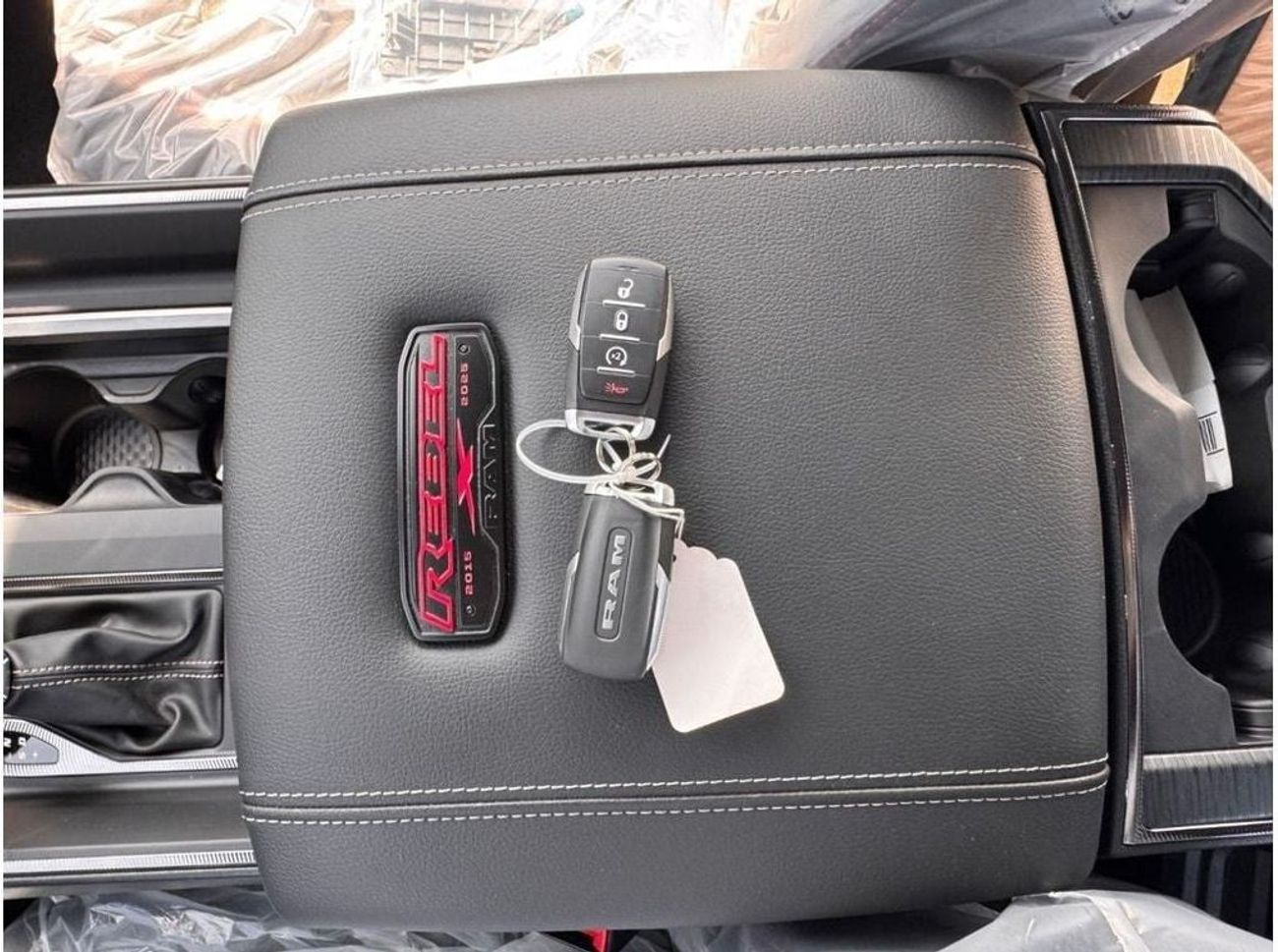 رام 1500 CREW CAB 3.0L REBEL X PETROL AUTOMATIC TRANSMISSION ( FOR RE- EXPORT ONLY )