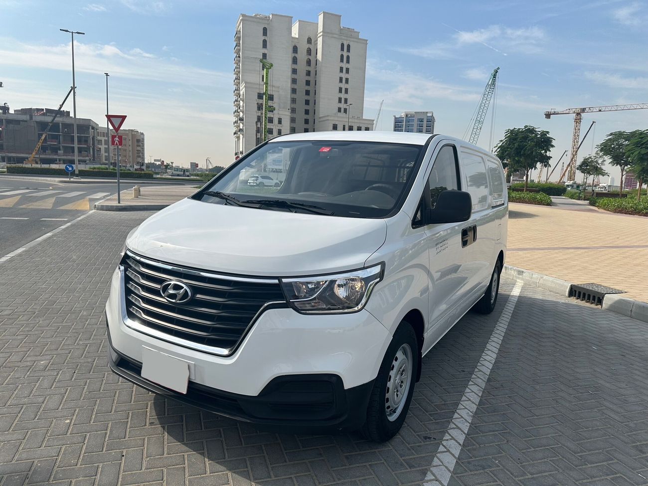 هيونداي H1 ستاريكس 2.4