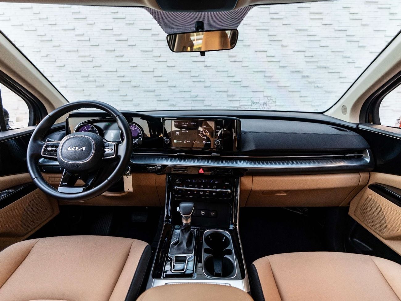 كيا كارنيفال LX