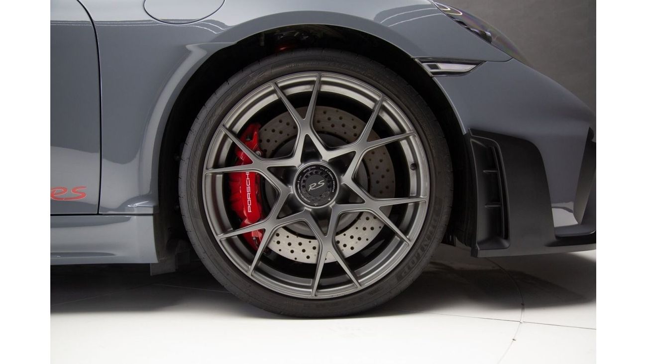 Porsche 718 Cayman GT4 RS