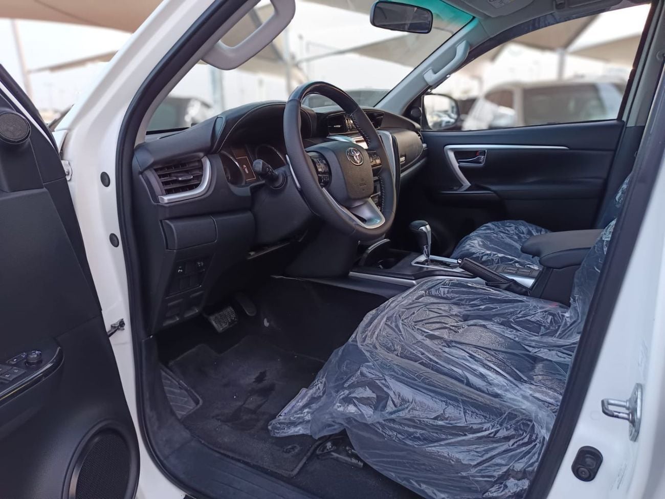 Toyota Fortuner TRD Sportivo 4.0L FORTUNER V6 FULL OPTION TRD Sport  4.0L