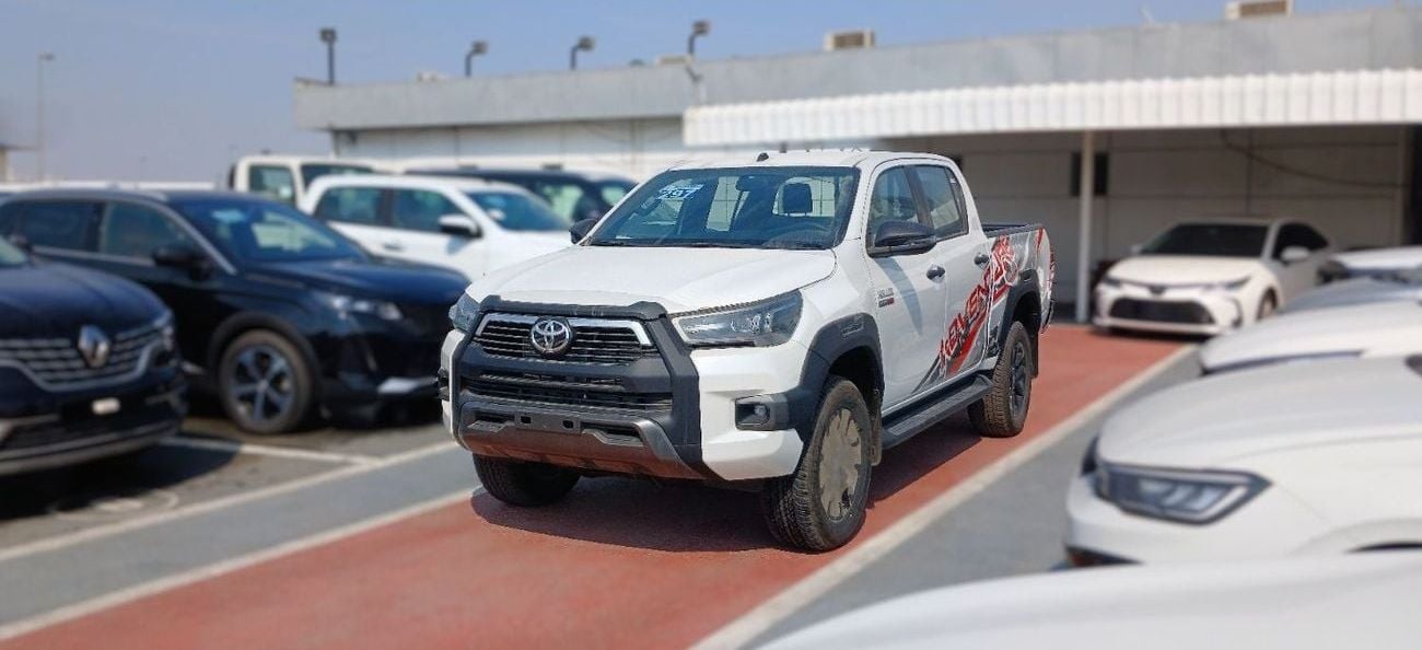 تويوتا هيلوكس Toyota Hilux Adventure 2.8L Diesel Manual 2024YM