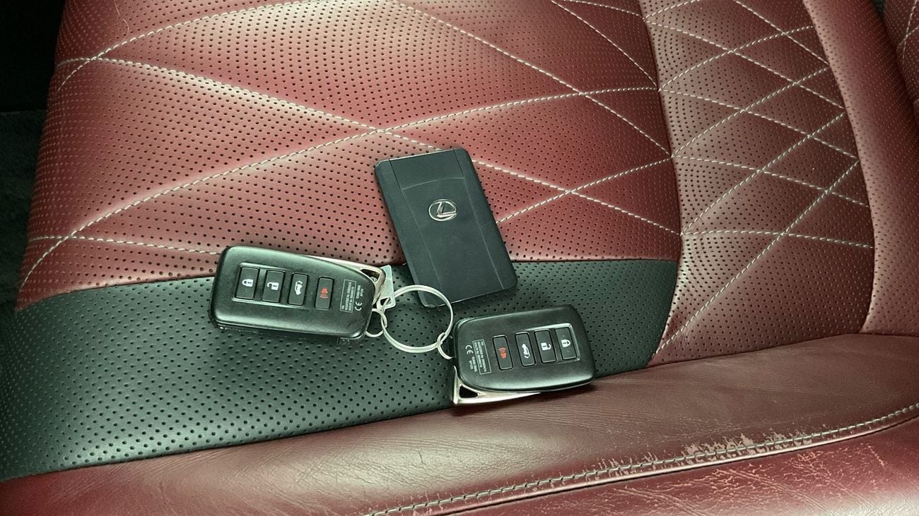 لكزس LX 570 Black Edition | upto AED 20,000 Ramadan Discount | شامل الضمان | 0 ﺪﻔﻋﺓ ﺃﻮﻟﻯ