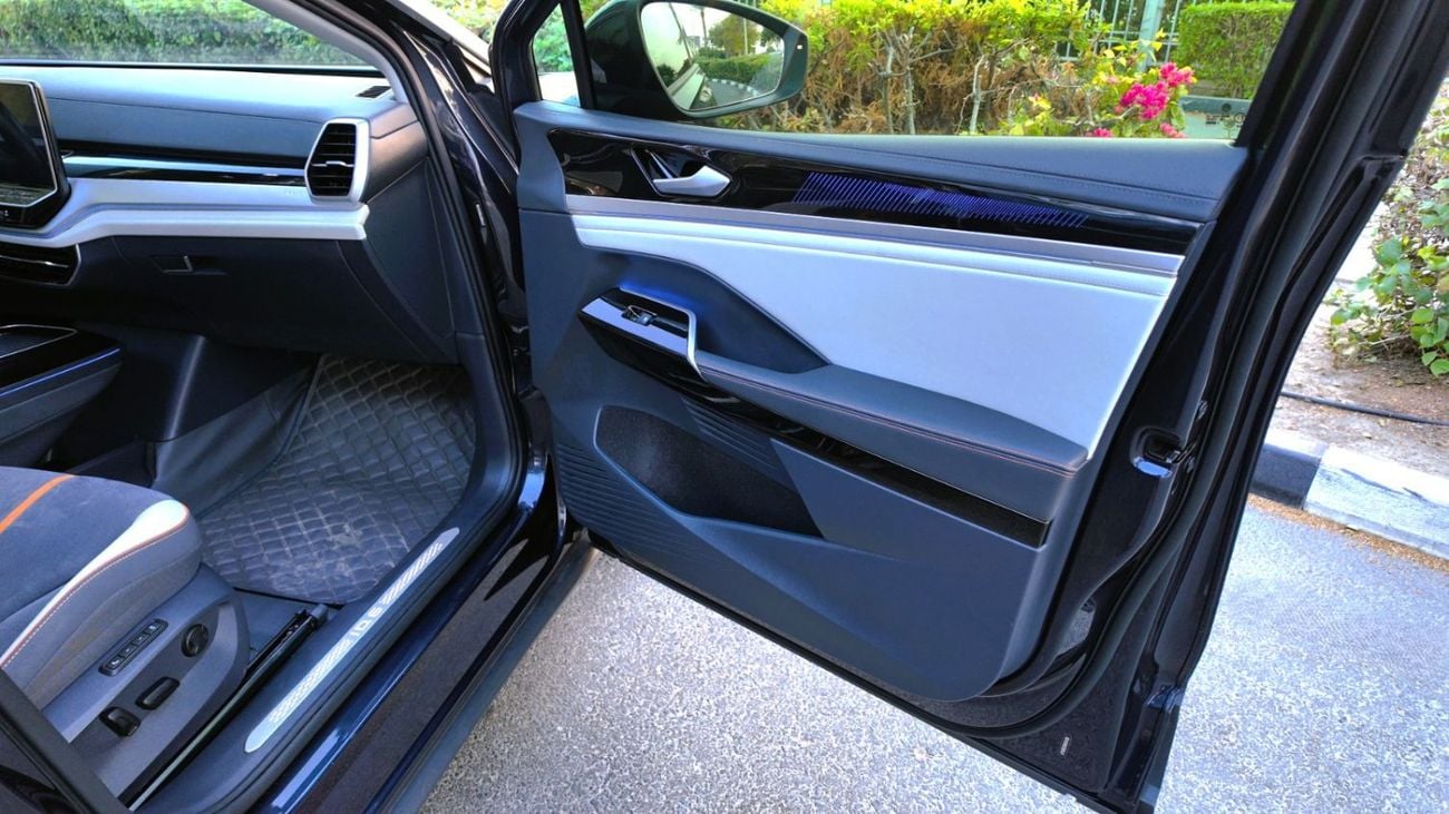 Volkswagen Id 6 Crozz PRO (NON GCC)