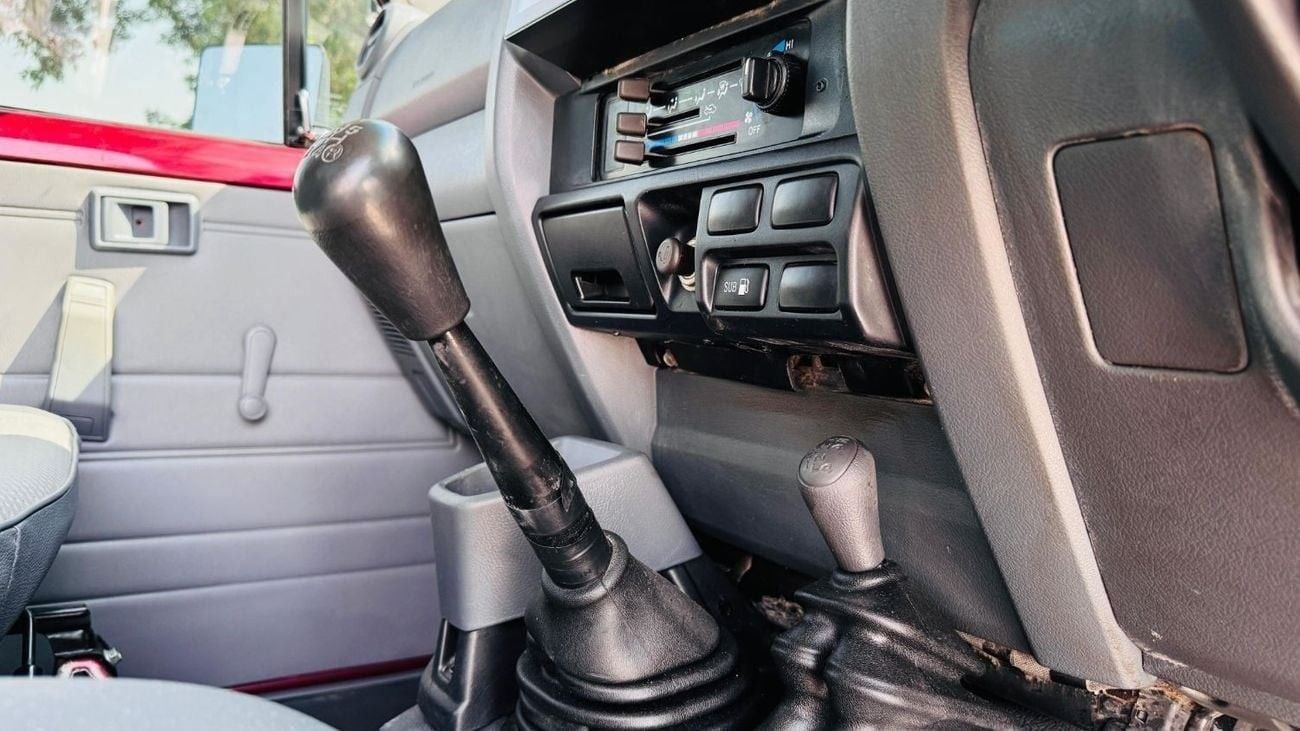 Toyota Land Cruiser Pick Up SINGLE CABIN PICKUP | BULL BAR | ROOF RACK | RHD | MANUAL TRANSMISSION | 4.5L DIESEL ENGINE | 4 X 4