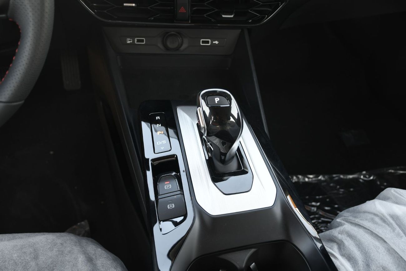 أم جي GT 1.5L Turbo Petrol Full option ( Ready Stock ) (UAE Possible)