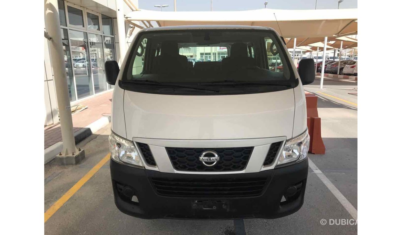 Nissan Urvan g cc 15 seater very clean car