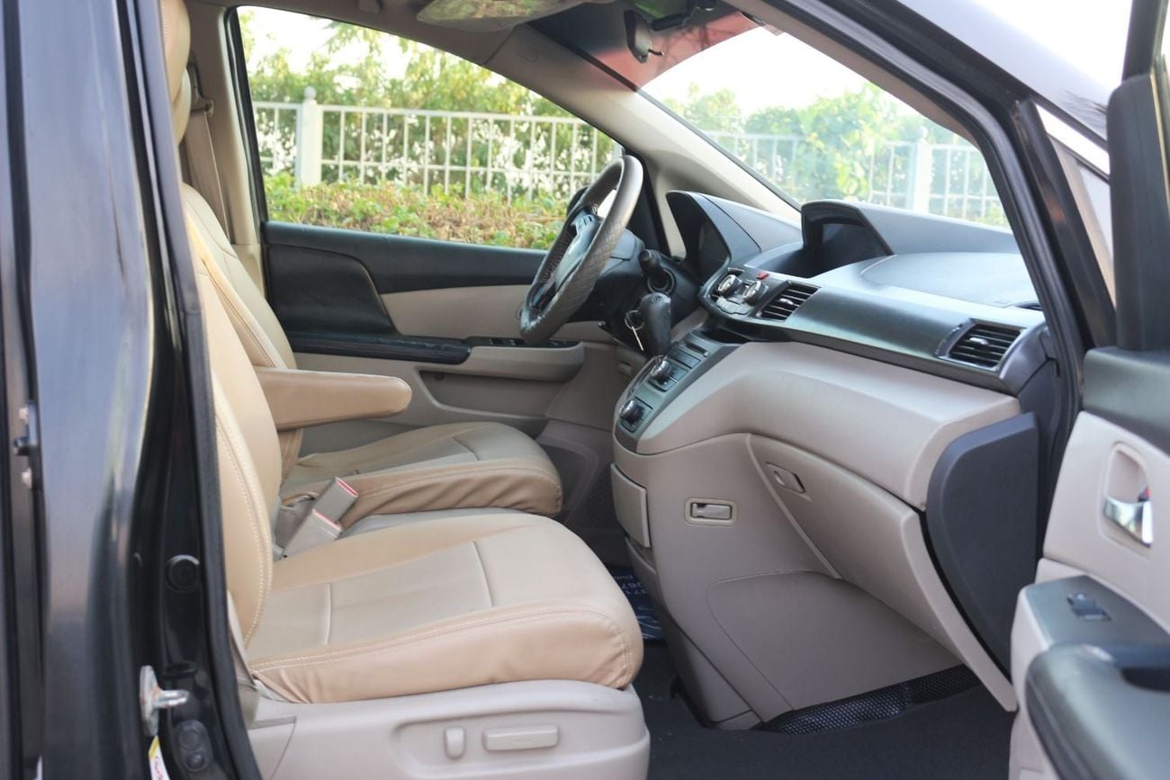 Honda Odyssey EXL Honda Odyssey 2014 Gcc full automatic