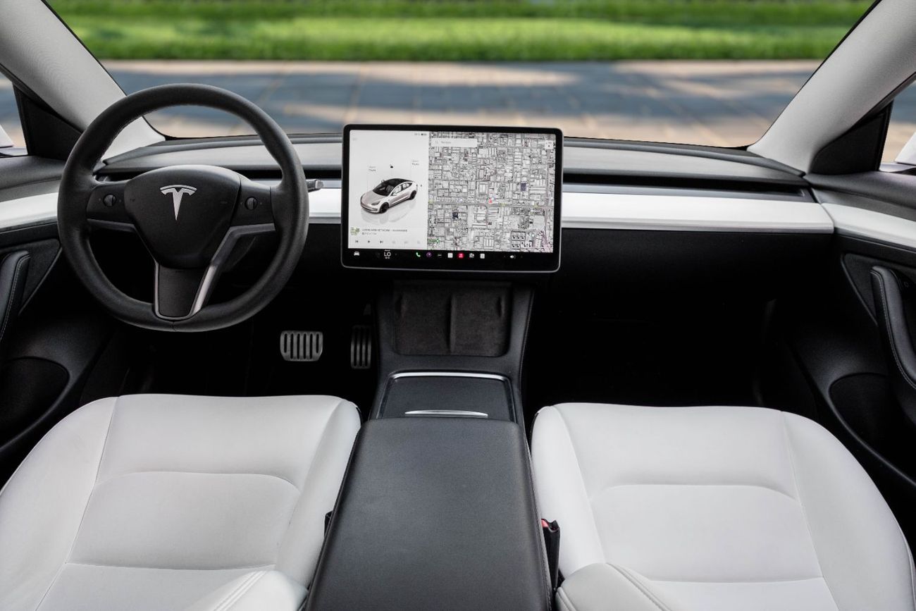 Tesla Model 3 PERFORMANCE | 2,017 P.M  | 0% Downpayment | WARRANTY!