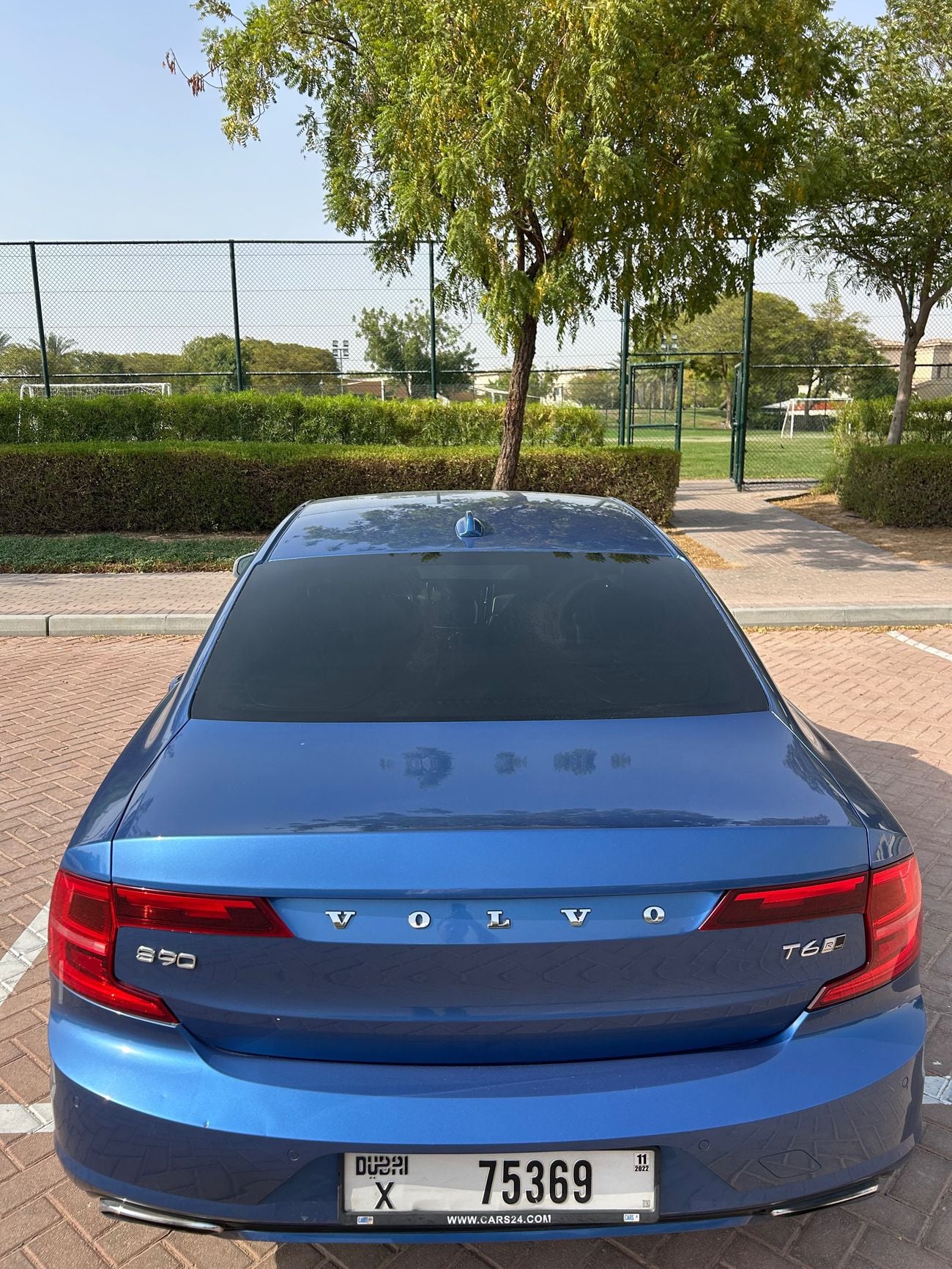 Volvo S90 R DESIGN