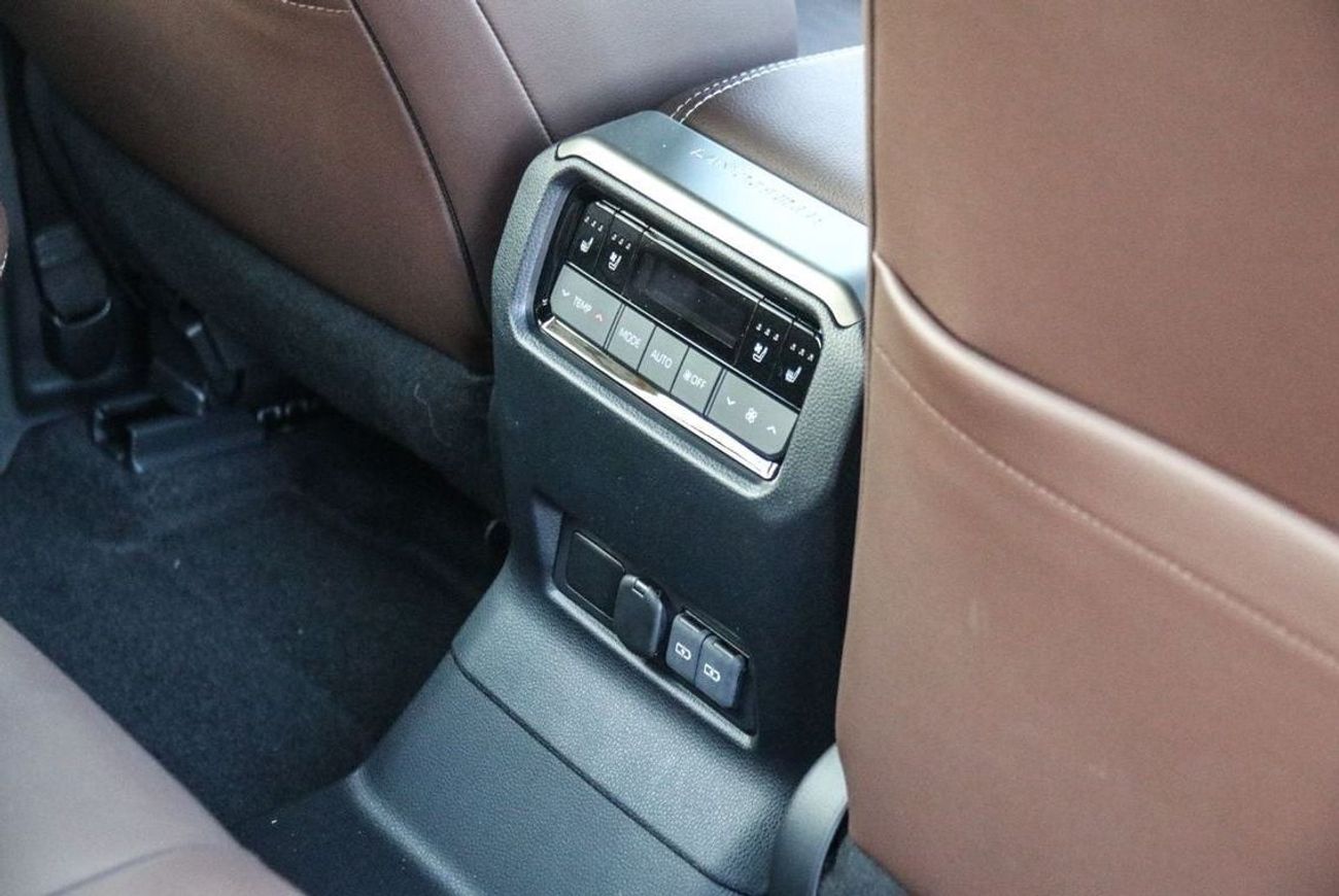 تويوتا برادو Adventure Dual Tone 2.4T TOYOTA LAND CRUISER PRADO 2024 2.4L TURBO ADVENTURE