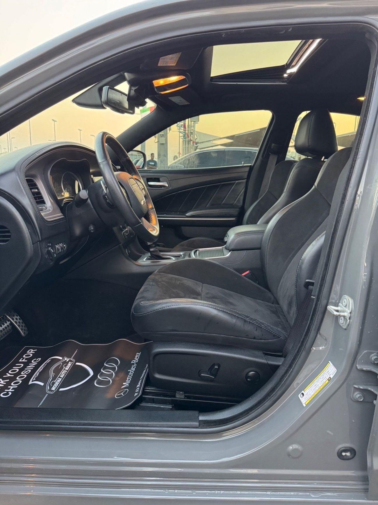 دودج تشارجر SRT8 Scatpack 6.4L