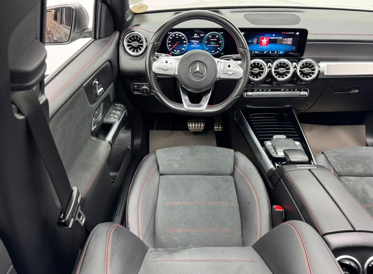 Mercedes-Benz EQB 350 2023 Mercedes-Benz EQB 350 4Matic, 2028 Mercedes Warranty and Service Pack, GCC