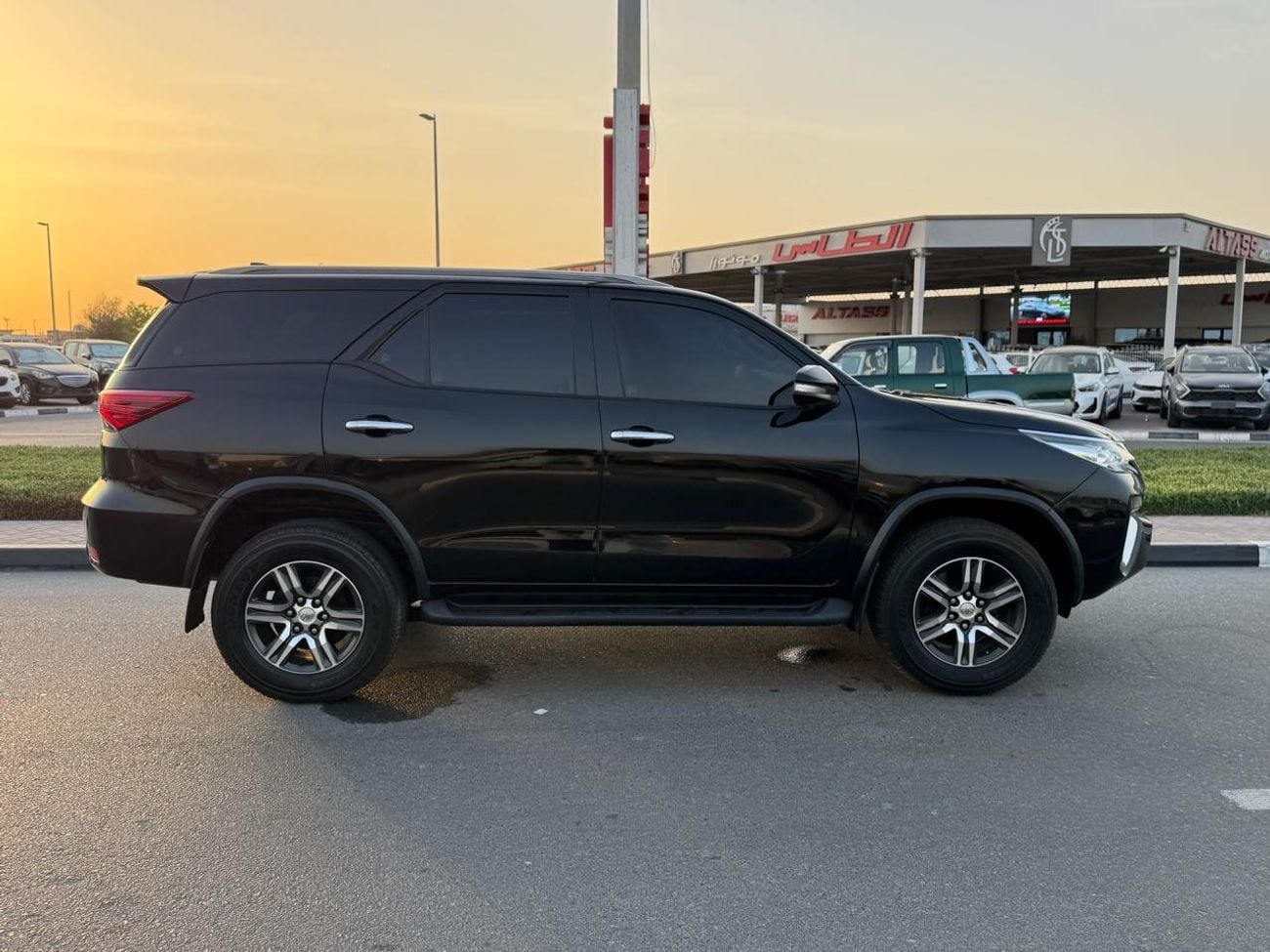 Toyota Fortuner Toyota Fortuner LHD