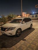 Nissan Pathfinder SV