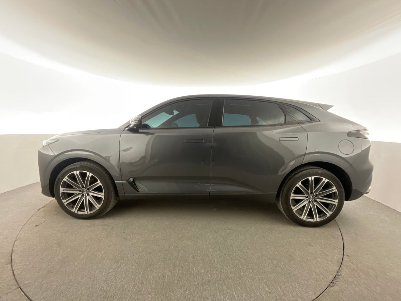 تشنجان يوني ك Limited | شامل الضمان | 0 ﺪﻔﻋﺓ ﺃﻮﻟﻯ