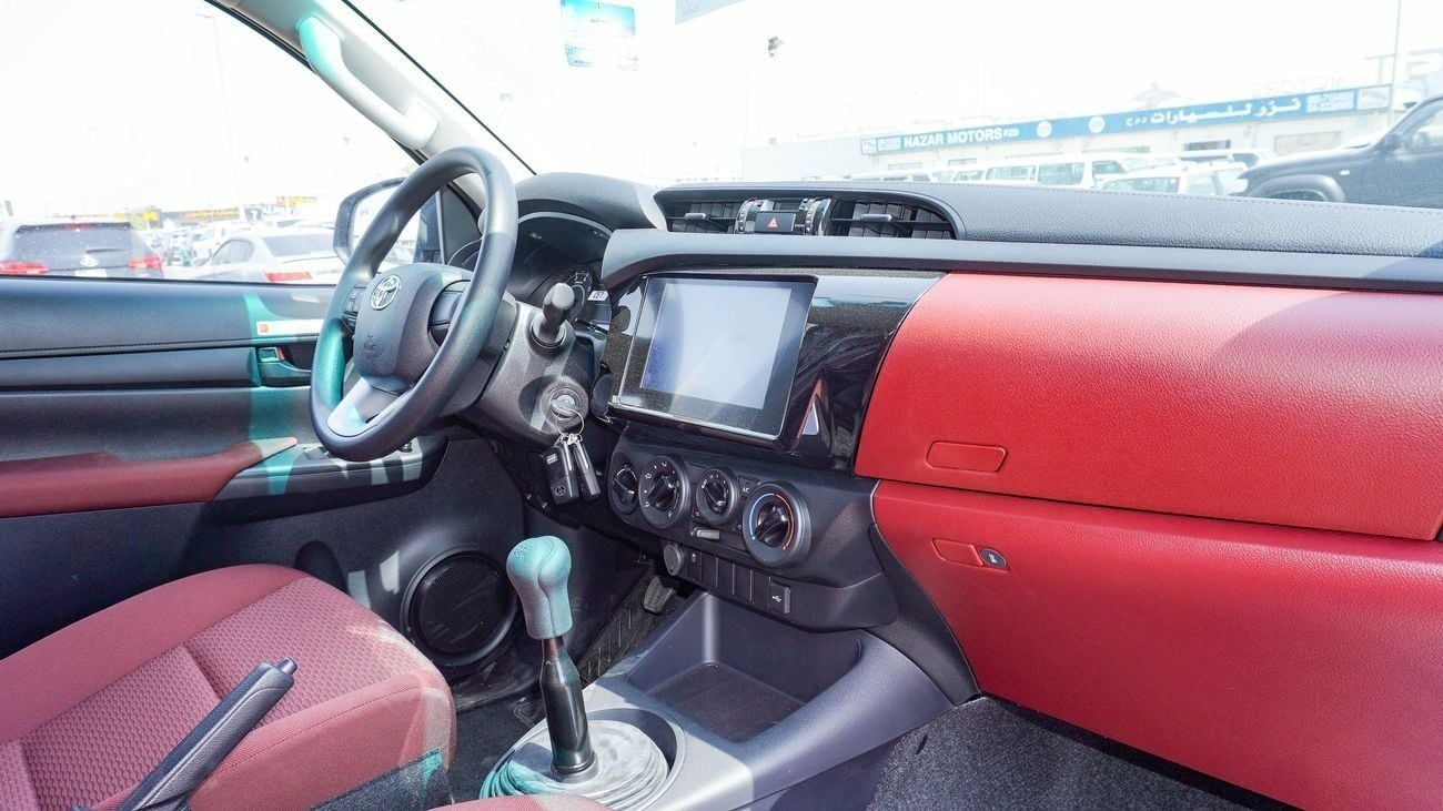 Toyota Hilux SGLX GL-2D  D-4D  2.4L Diesel