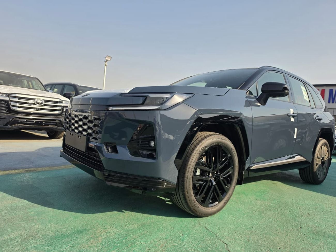 Toyota RAV4 2.5L Adventure Hybrid Toyota RAV4 Hybrid 2.5 2026 – Full Option | AWD | Blue / Grey Interior