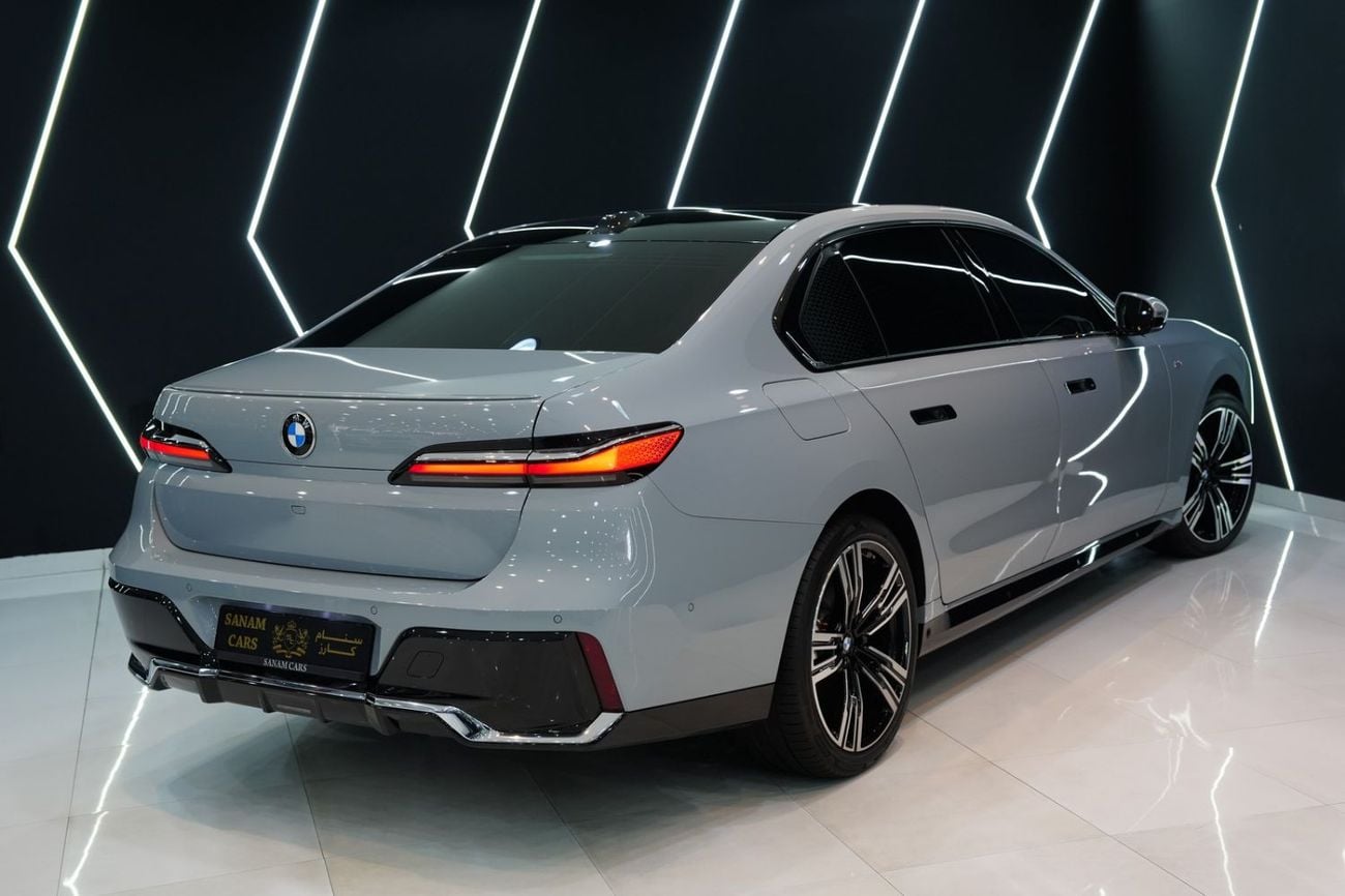 بي أم دبليو 740i M SPORT