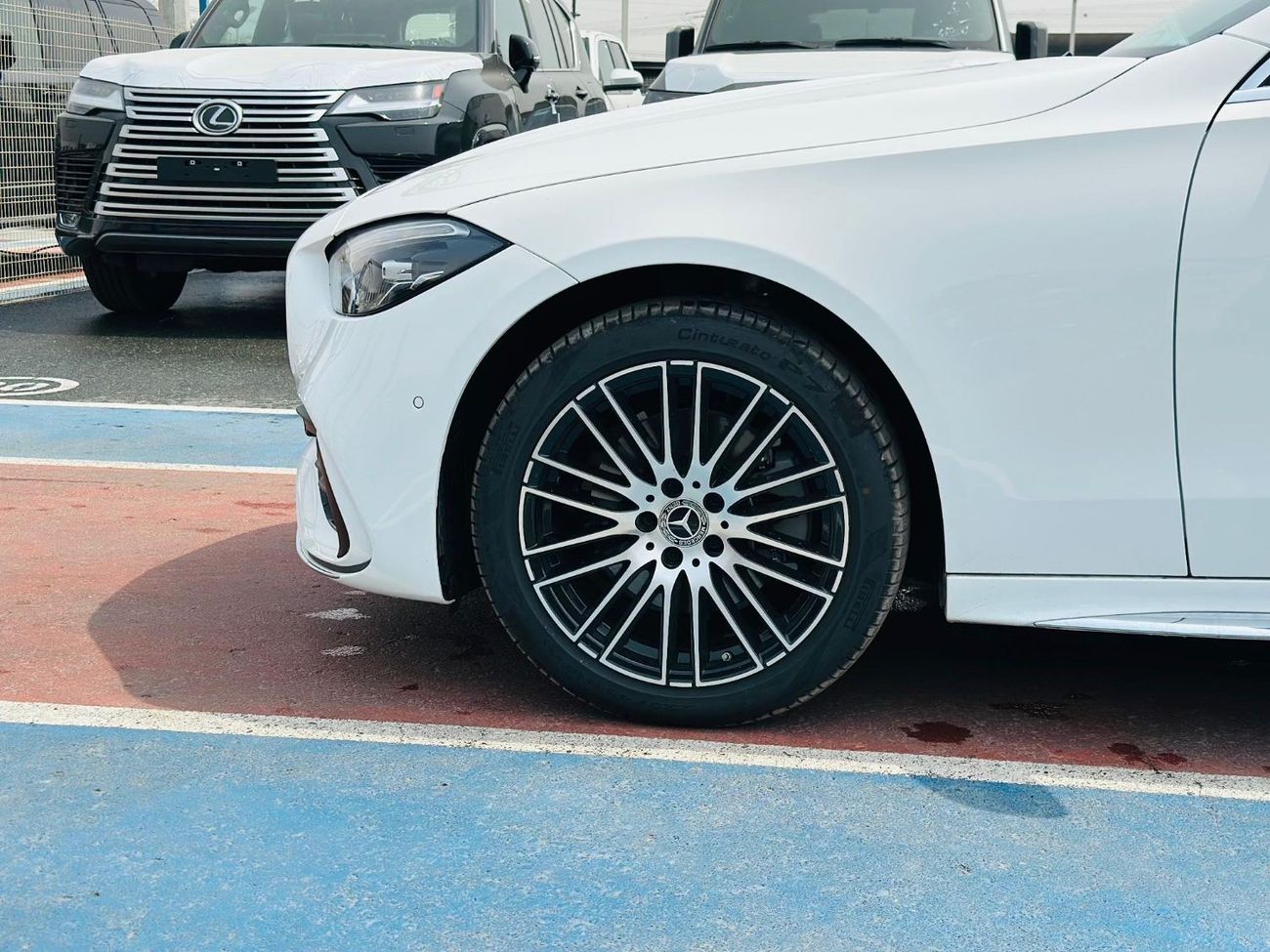 Mercedes-Benz C 200  TRIMS