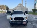 تويوتا لاند كروزر Toyota landcruise pickup Double cab 2018Model gxl 4.5 Diesel engine Colour White Transmission Manual