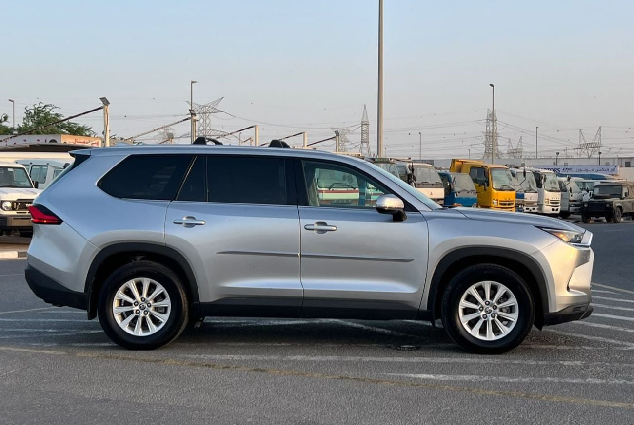 تويوتا جراند هايلاندر 2024 Toyota Grand Highlander XLE 2.4L V4 Turbo - AWD 4x4 Full Option With Dual Radar - Trunk Auto -