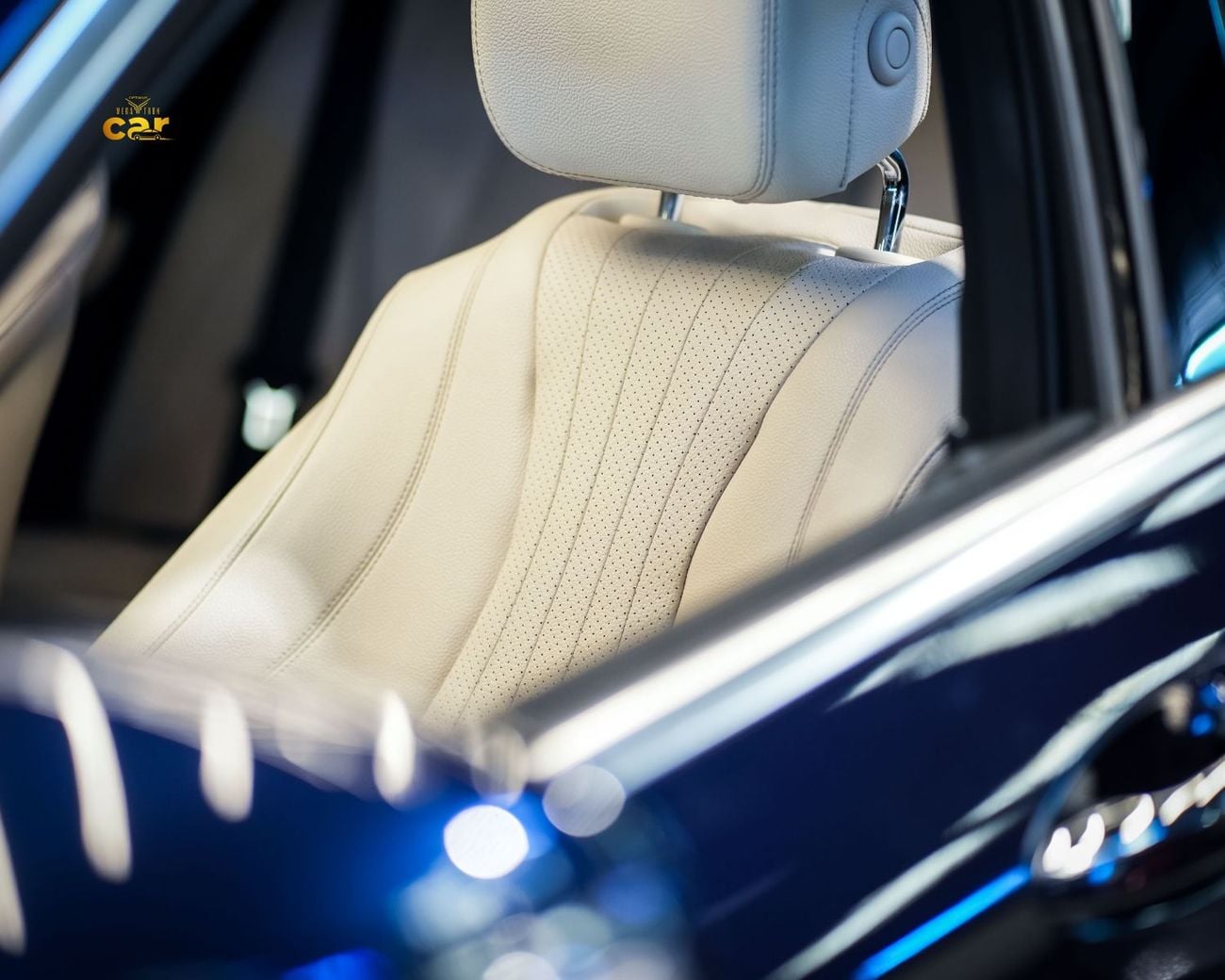 مرسيدس بنز E300