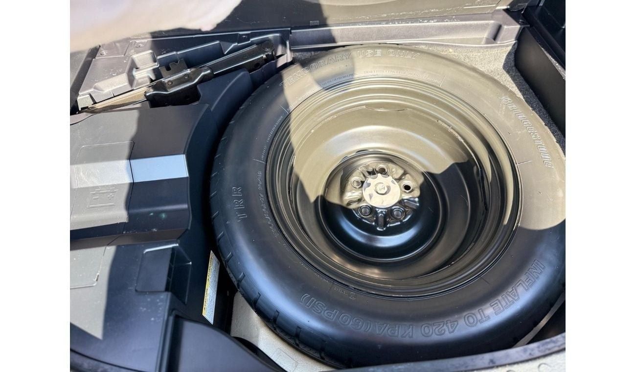 تويوتا راف ٤ Hybrid TOYOTA RAV4  XLE 2.5L