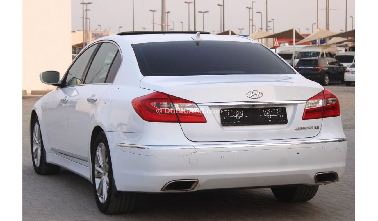 هيونداي جينيسس هيونداي جينيسيس 2014 خليجي بحالة ممتازة