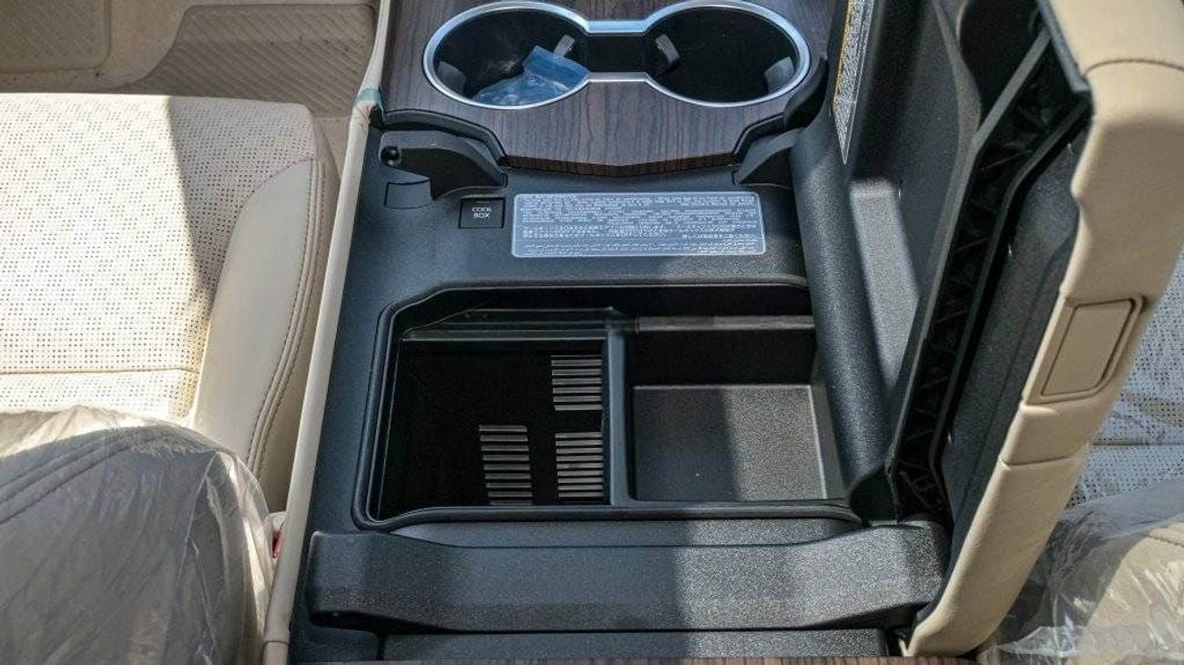 تويوتا لاند كروزر VXR 3.3L