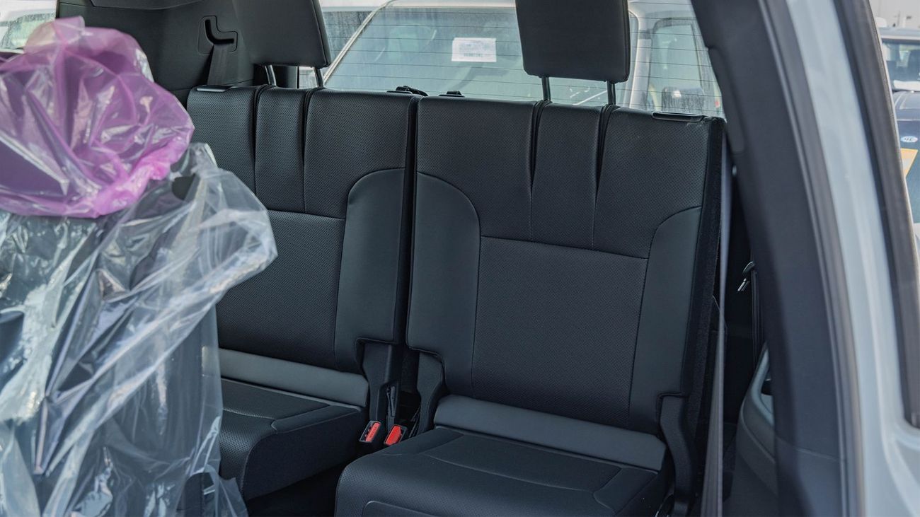 تويوتا لاند كروزر 2025 Toyota Land Cruiser 300 GXR 3.3L AT Diesel (White-Black)
